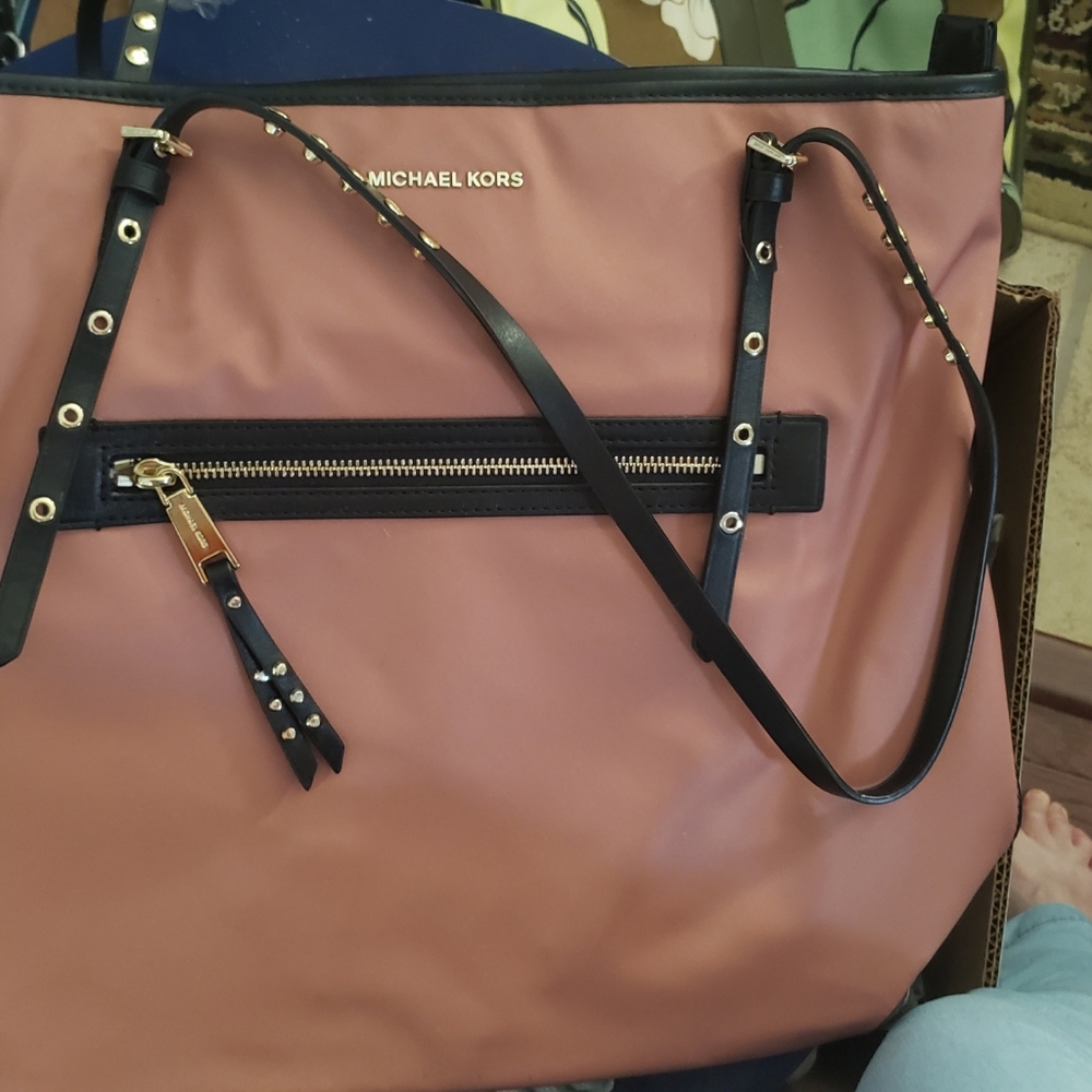 Real Michael Kors bag in pink blush